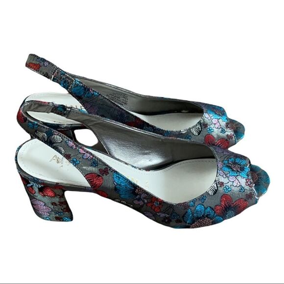 Anne Klein iflex Maurise Floral Sling Back Shoes Sz 7.5 - Picture 2 of 14
